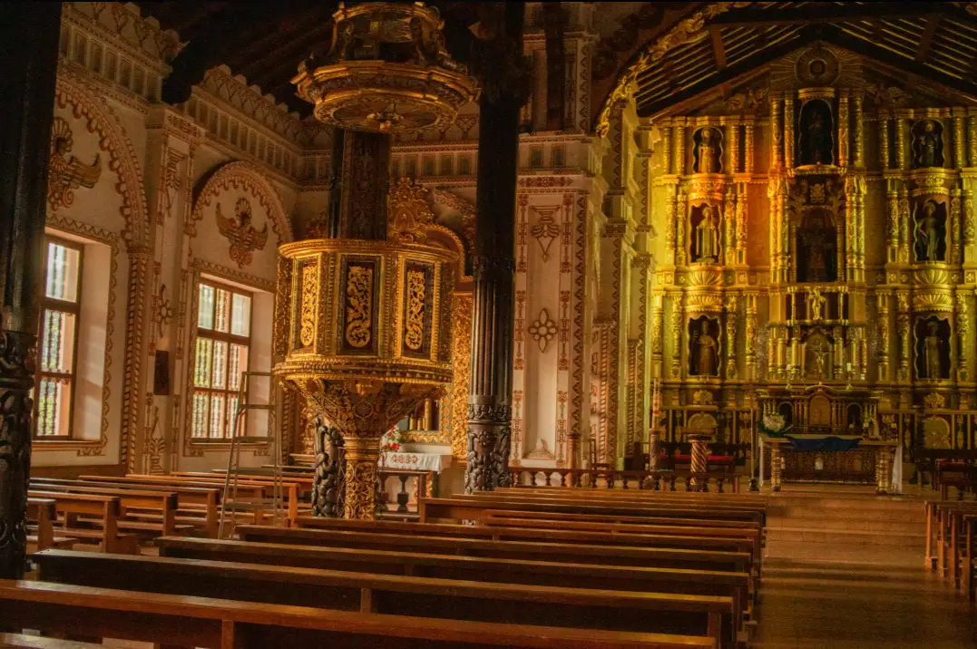 Iglesica Catedral por dentro san ignacio de velasco