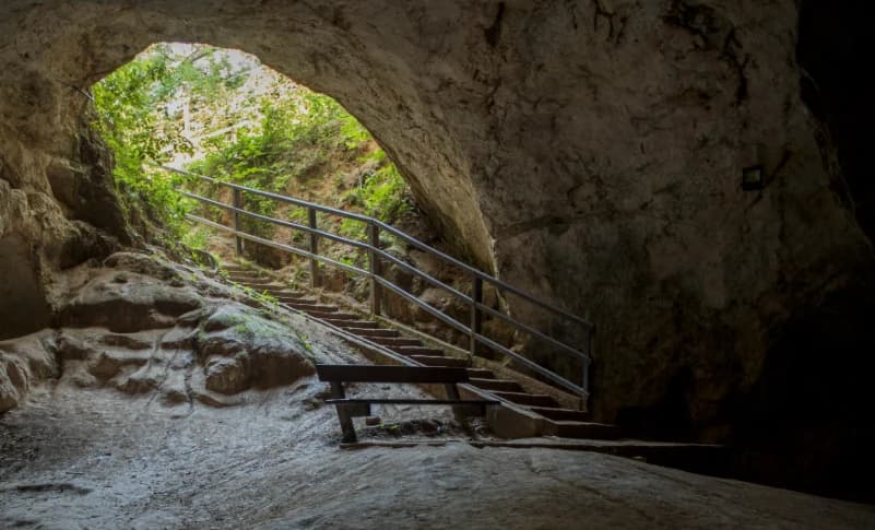 Cueva del yeso en San Ignacio de Velasco